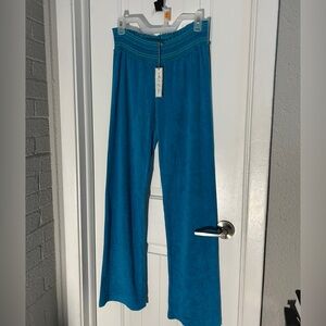 Y2K style low rise blue pants